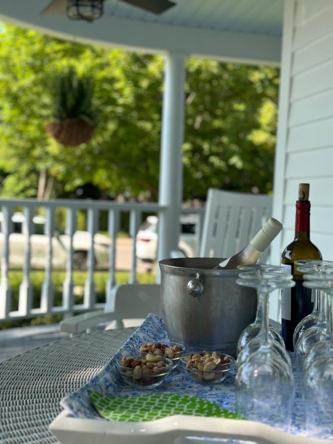 The Belvedere B&B Charlevoix ภายนอก รูปภาพ