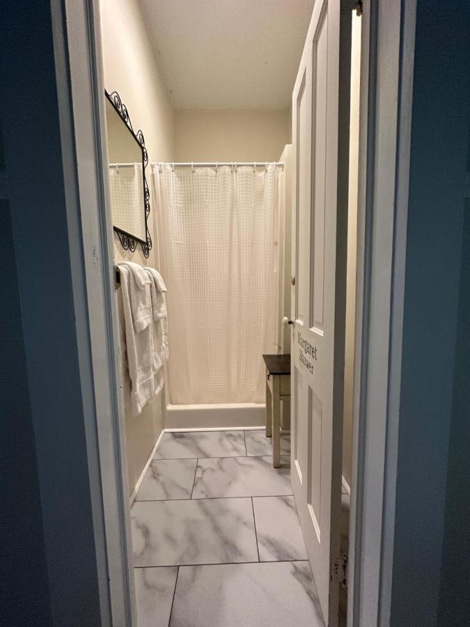 The Belvedere B&B Charlevoix ภายนอก รูปภาพ